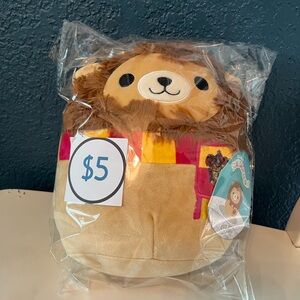 Squishmallow Gryffindor